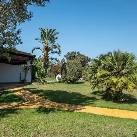 Il Falconiere Szálloda 3*